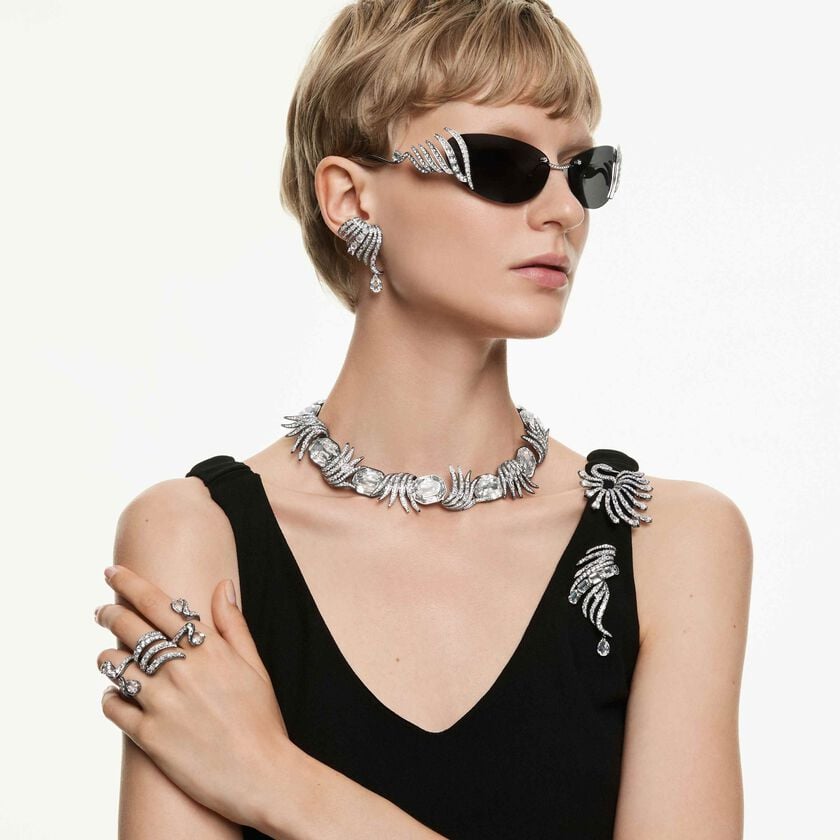 swarovski sunglasses  cat eye shape  swan  silver tone