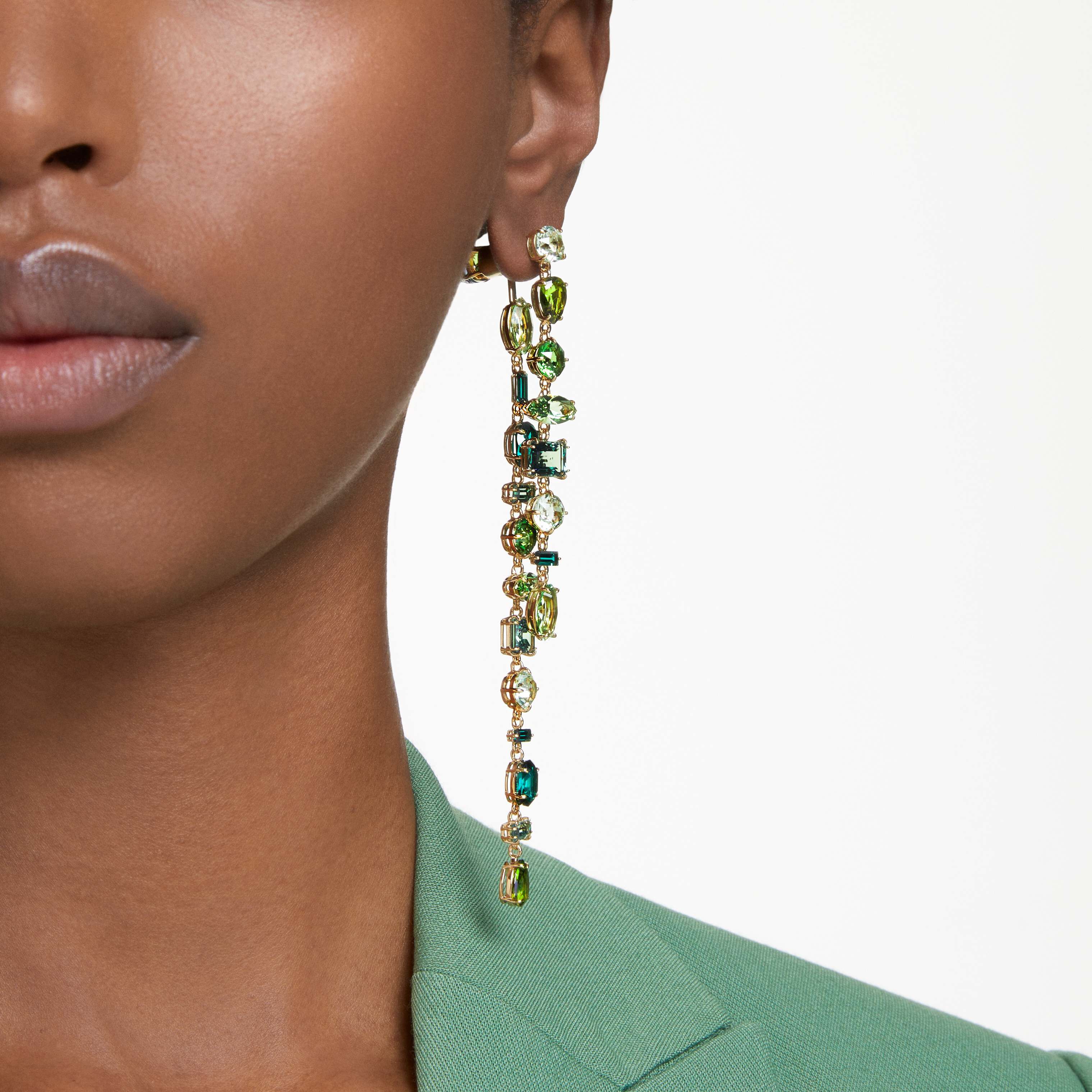 swarovski gema drop earrings  asymmetrical design  mixed cuts  extra long  green  gold tone plated