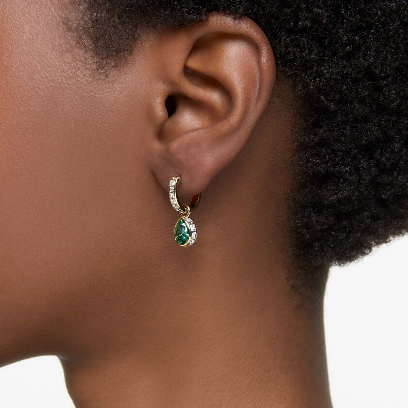 swarovski chroma drop earrings  pear cut  green  gold tone plated