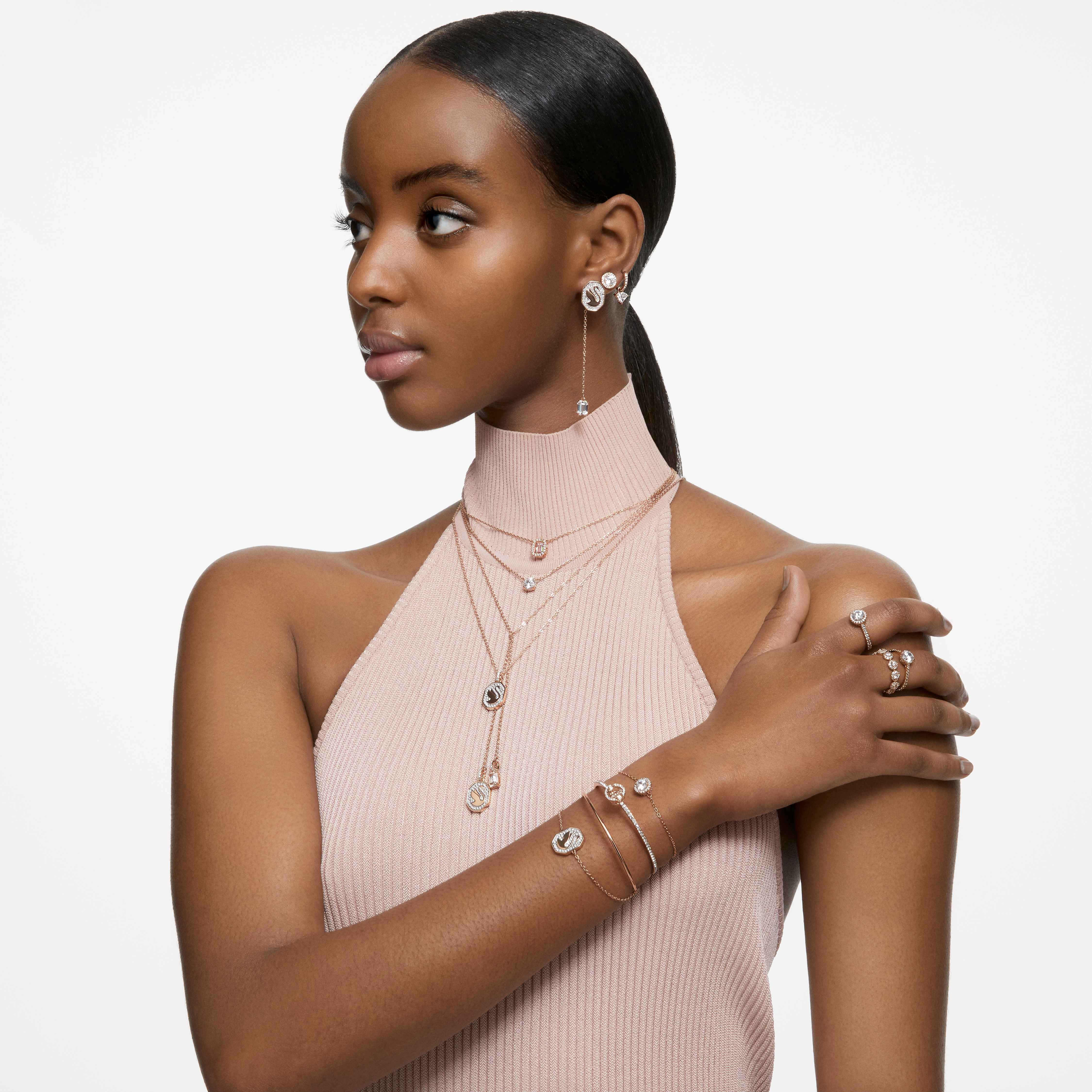 swarovski una ring  round cut  pav   white  rose gold tone plated
