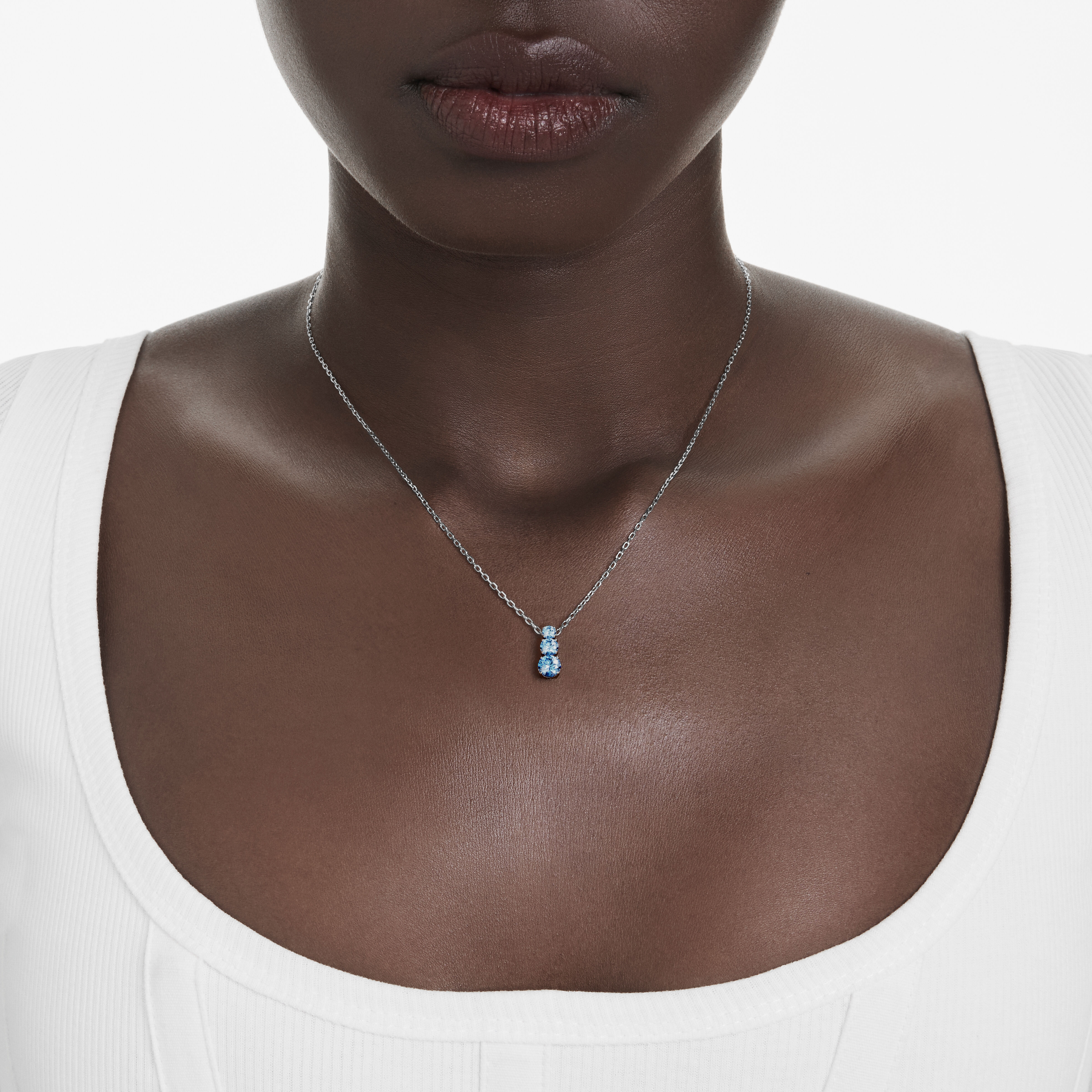 swarovski stilla attract pendant  round cut  blue  rhodium plated