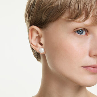 swarovski matrix stud earrings  crystal pearl  white  rhodium plated