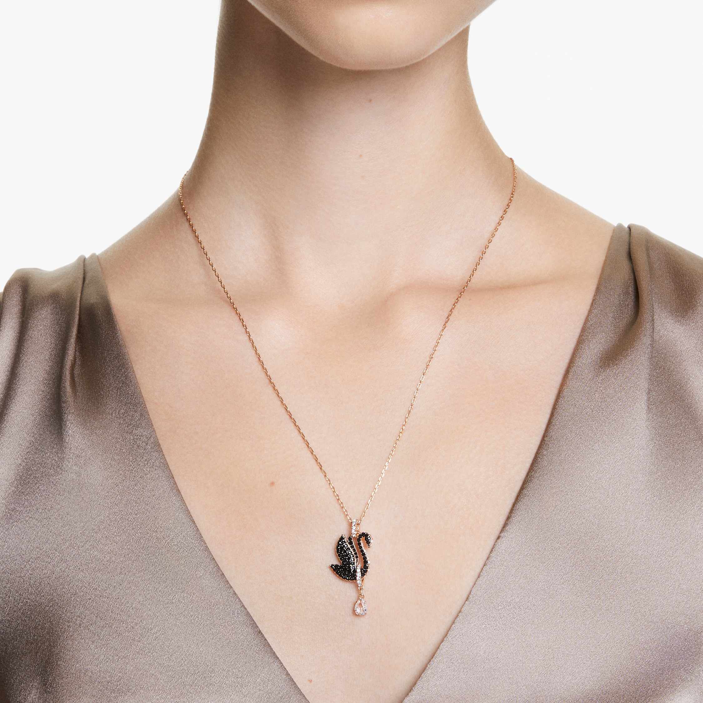 Swarovski necklace swan black online