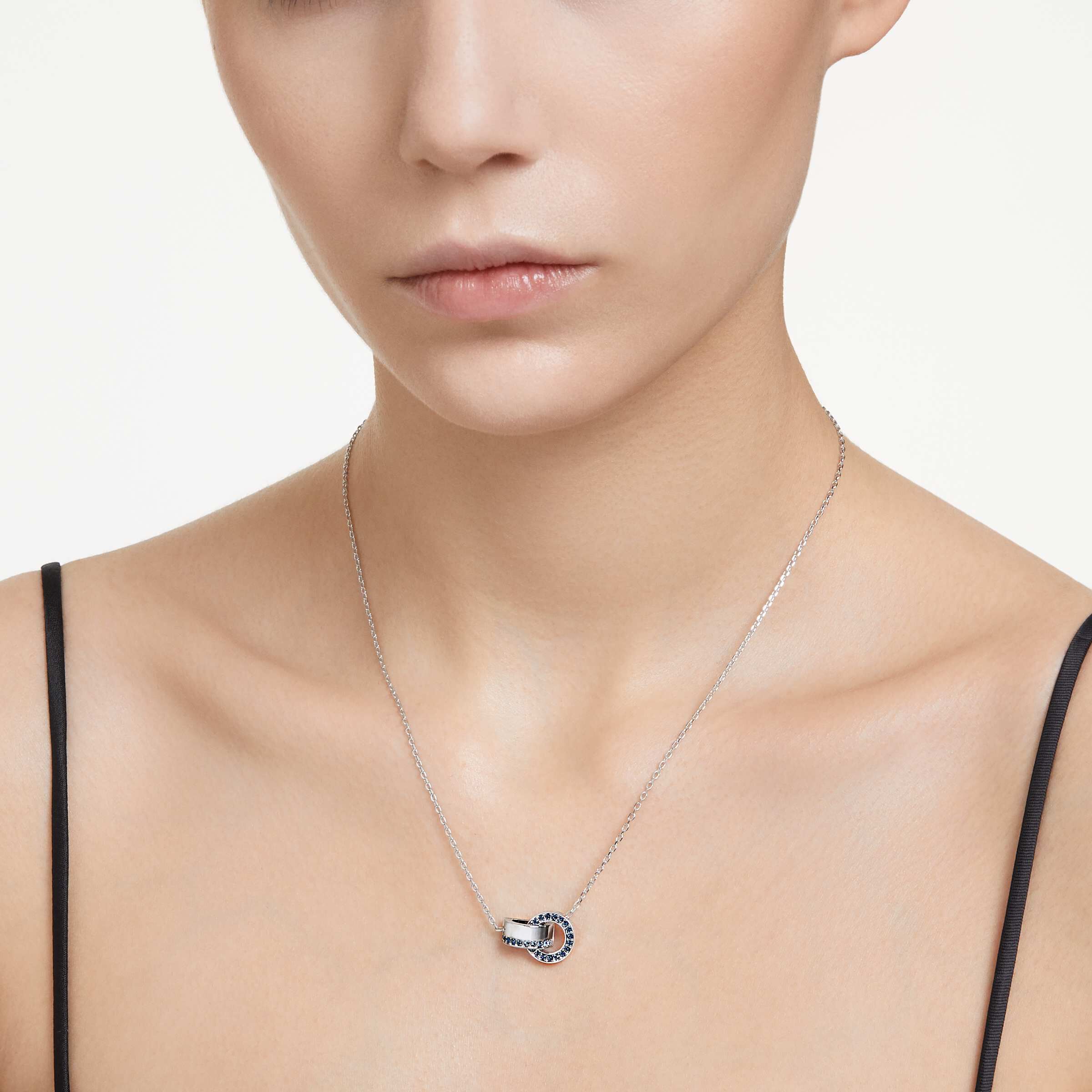 Hollow pendant swarovski deals