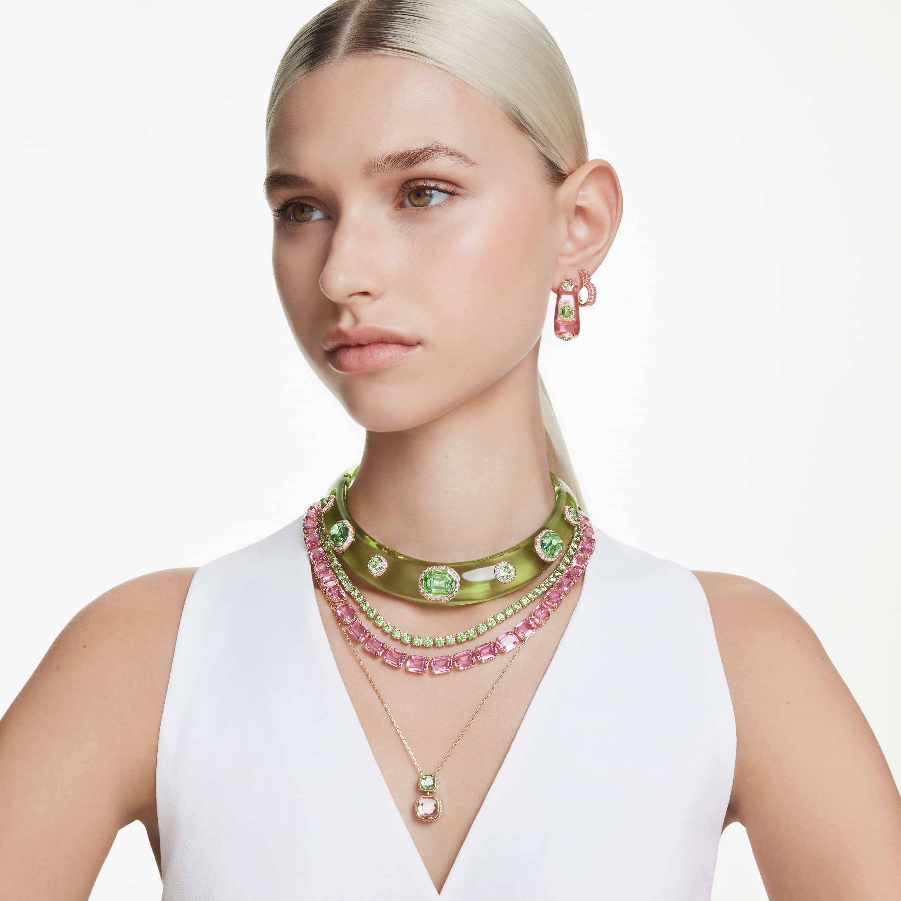 swarovski chroma pendant  cushion cut  multicolored  gold tone plated