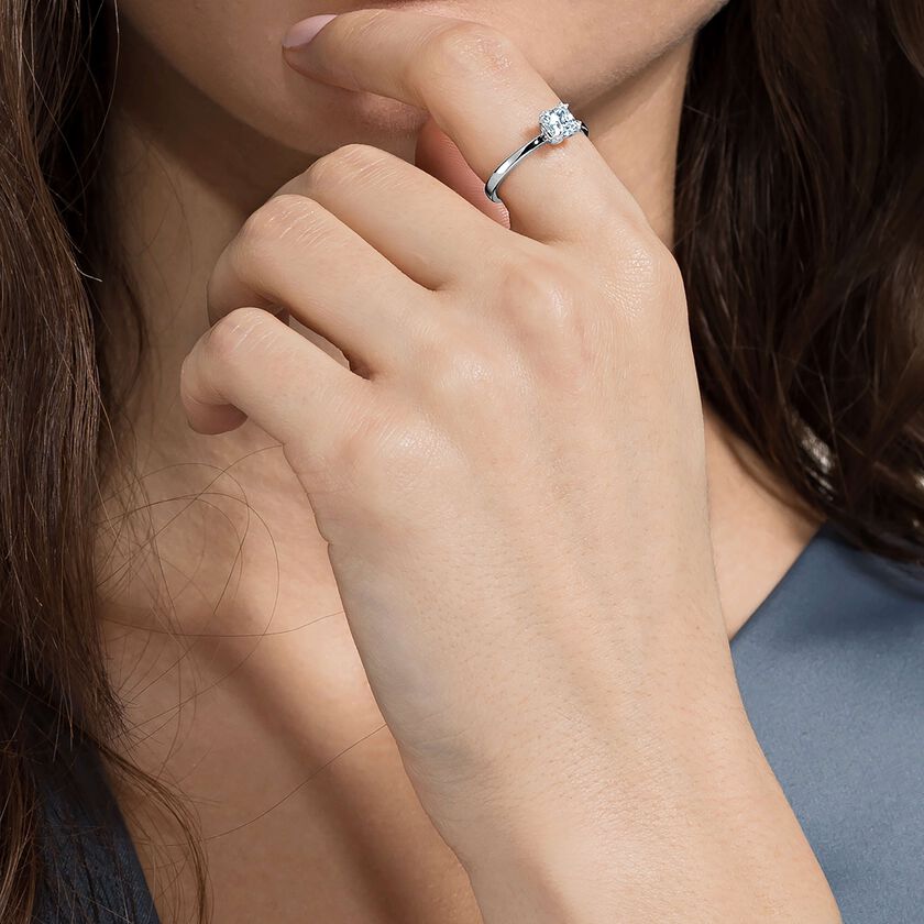 swarovski attract motif ring  rhodium plated